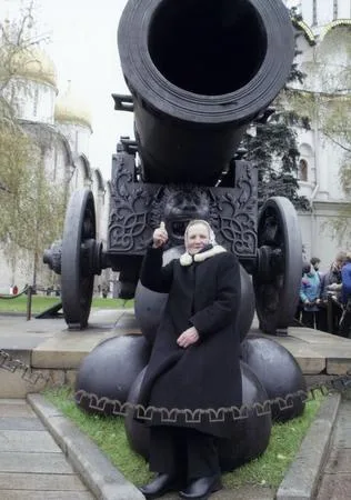 Travel from the Kremlin to the Kremlin. Кадр 11