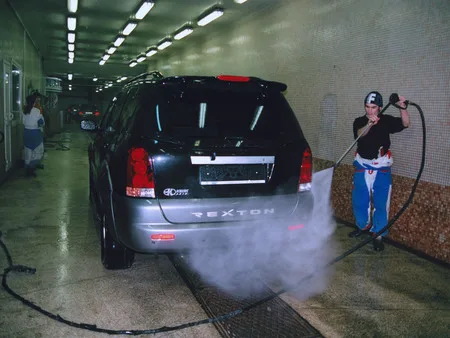 Автосервис. Кадр 6