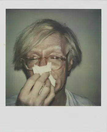 Polaroids. Кадр 11