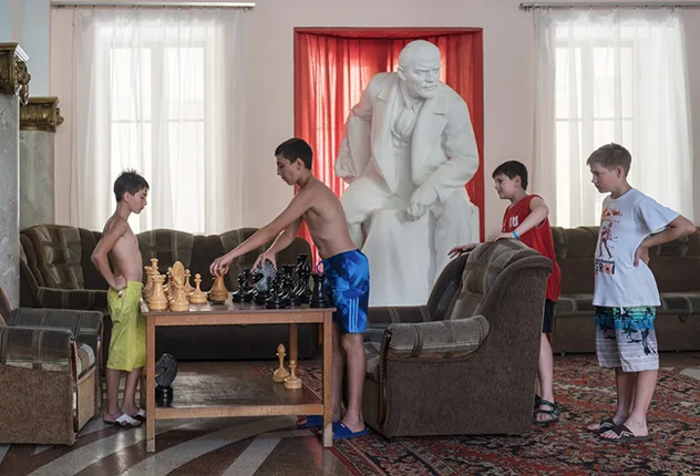 Vacations in soviet resorts. Кадр 4