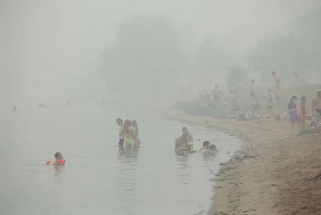Smog above Strogino flood plain. Кадр 6