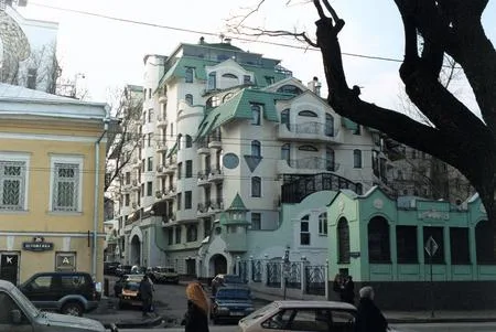 Moscow Nostalgia. Кадр 6