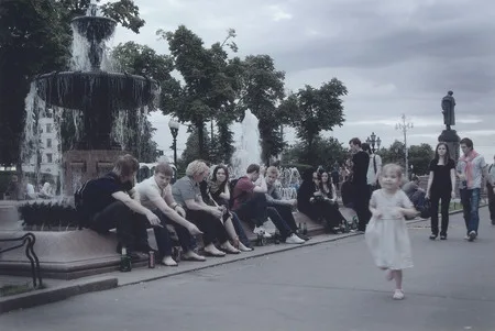 Tverskaya street runs and doesn’t know where to. Кадр 5