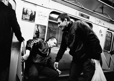 Moscow. Subway. People. Кадр 3