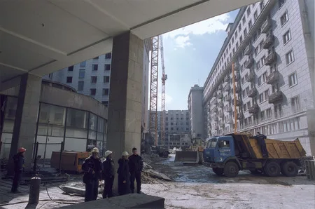 Гостиница Москва, продолжение следует. Кадр 8