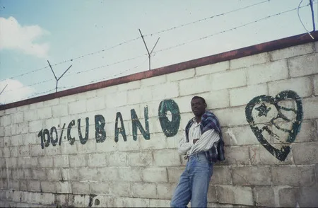 100% Cubano. Фотографии для Фиделя. Кадр 1