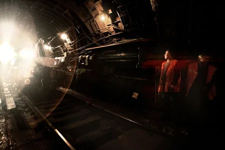 Subway “walkers”. Кадр 4