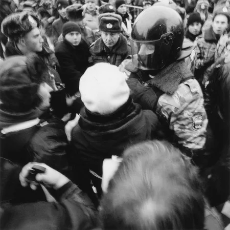 Dissenting. Кадр 5