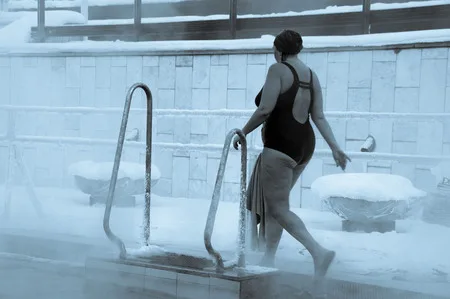 Moscow. Swimming pool. Frost. Кадр 5