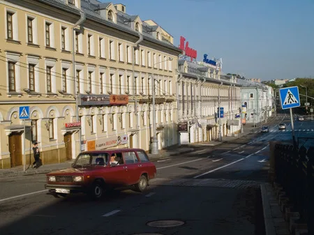 Provincial Moscow. Кадр 4