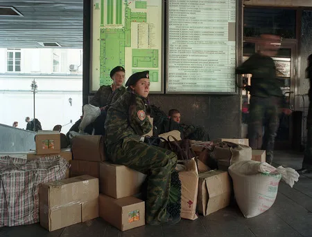 Leaving for. Leningrad railway station. Кадр 4