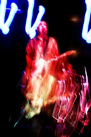 Darya Sidorina, The concert of the band “Sobaki Kachalova” in the club “16 tones”. Кадр 3