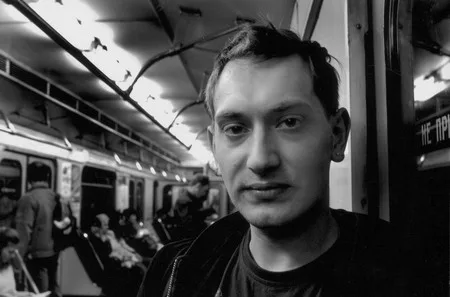 Faces in a subway. Кадр 4