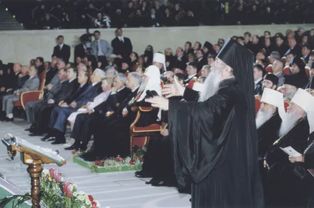 The faces of the pastors. Кадр 1