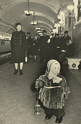 Советская повседневная жизнь. 1930-е — 1960-е годы. Кадр 11