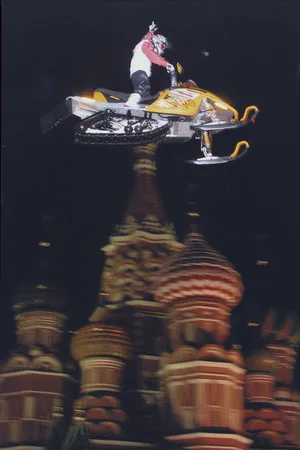 They were flying over Red Square. Кадр 1
