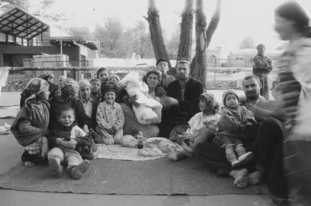 Лицо другой национальности. Кадр 11