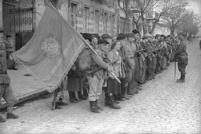 Крымская весна. Год 1944. Кадр 3