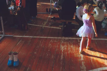 Dance, dance, dance. Кадр 11