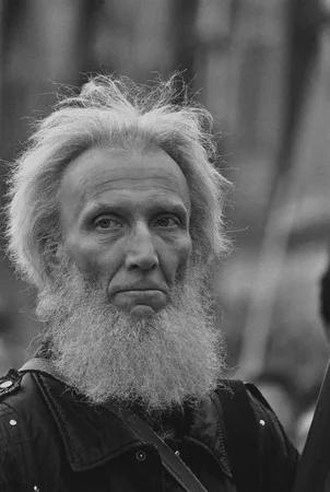 Faces of the city. Кадр 3