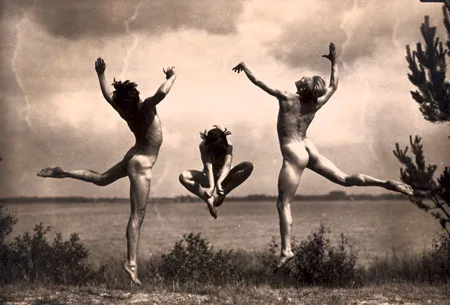 Обнаженная натура в фотографиях Герхарда Рибике. 1924-1935. Кадр 6