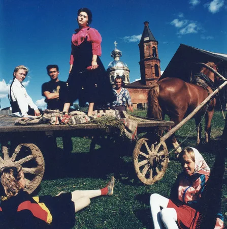 Улица, Искусство, Мода. Новая фотография из новой России. 1991-2005. Кадр 12