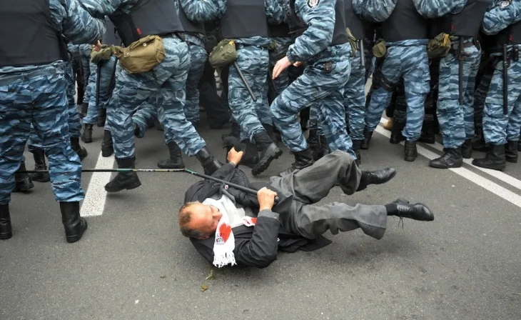 КОММЕРСАНТЪ. Свободная камера. Кадр 1