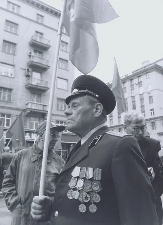 9 мая 2004 Ветераны. Кадр 2