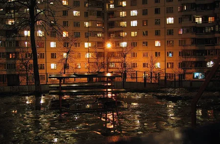 Свет большого города. Кадр 4