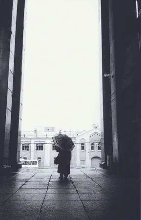 Leaving.... Кадр 2