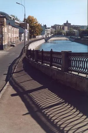 Lattices. Кадр 2