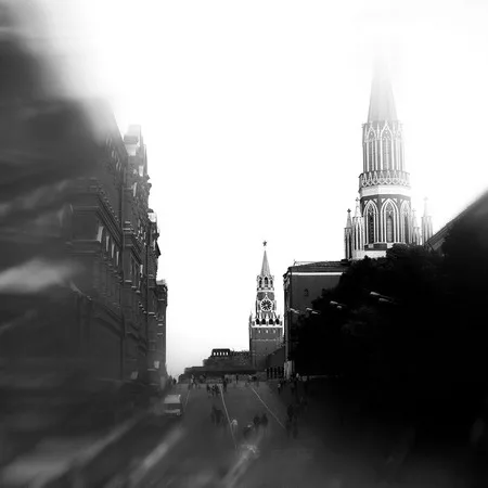 Смывая шаги. Кадр 2