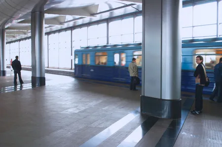 Metro station Vorobevy gory. Кадр 2