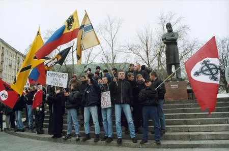Митинг Скинхедов. Кадр 7