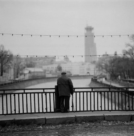 City. The river. The river-front. Кадр 8