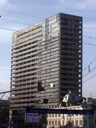 Disassembly of hotel Intourist. Кадр 4