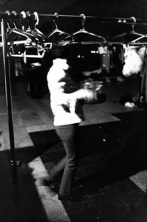 Behind side scenes AlboMODA 2001. Кадр 1