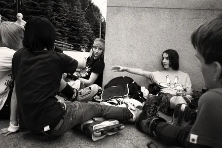 Sliding on the edge. Кадр 10