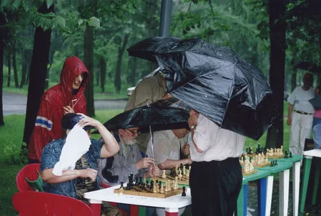 Seance of master Evgenie Gika in Luzhniki. Кадр 9