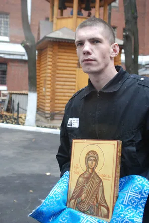 Sacred procession in Butyrka. Кадр 7