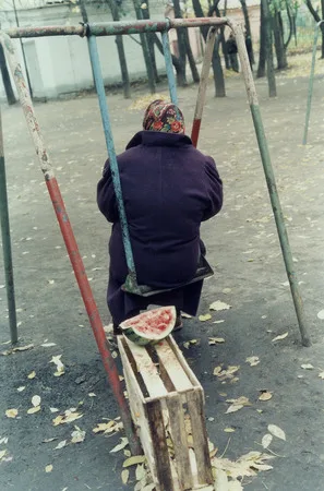 The old (Totalrealism). Кадр 1