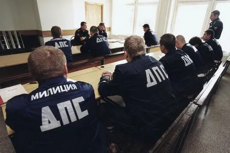 Day of the Road-Station Service. Кадр 4