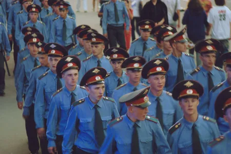 To Serve and protect. Кадр 1
