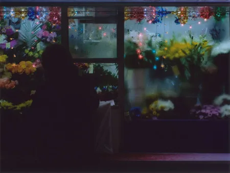 At glass. Кадр 9