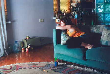 People watching TV. Кадр 4
