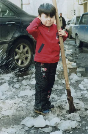 There are women in Russian villages. Кадр 3