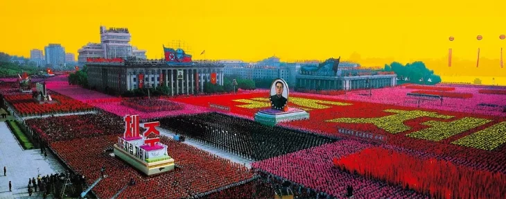 Глэм-эстетика власти. Путешествие в Северную Корею. Кадр 3