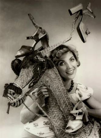 Surrealist of fashion. 1950—1970s. Кадр 2