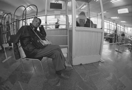 Moscow. A life in faces. Кадр 1
