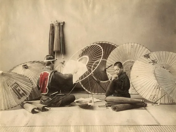 Старинная японская фотография. Кадр 2